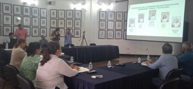 Continúa el trabajo por la educación de Puerto Vallarta