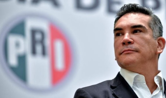 “Alito” Moreno ofrece mensaje tras triunfo de Xóchitl Gálvez sobre Beatriz Paredes en encuesta Retrato de Alejandro Moreno.