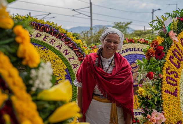 La Feria de las Flores 2023 cierra con un récord de éxito en Medellín Festival de las Flores con coloridas decoraciones.