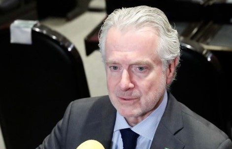 Santiago Creel Miranda analiza su salida de la Cámara de Diputados para el 8 de Agosto Retrato de Santiago Creel.