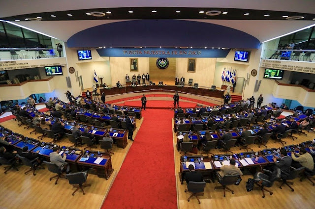 El Congreso de El Salvador quita inmunidad a diputado de oposición Congreso de El Salvador en imagen panorámica.