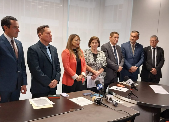 Diputados oficialistas en Costa Rica se niegan a renunciar a su fracción a pesar de estar expulsados Paisaje natural de Costa Rica.