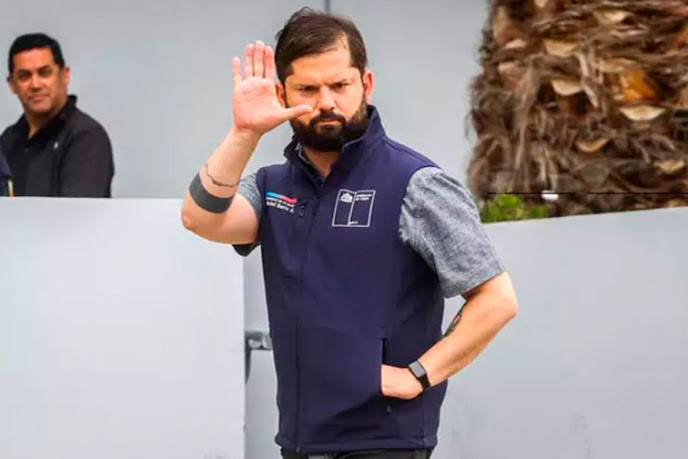 Presidente de Chile acepta disculpas de Argentina por declaraciones sobre Hezbolá Retrato de Gabriel Boric, presidente de Chile.