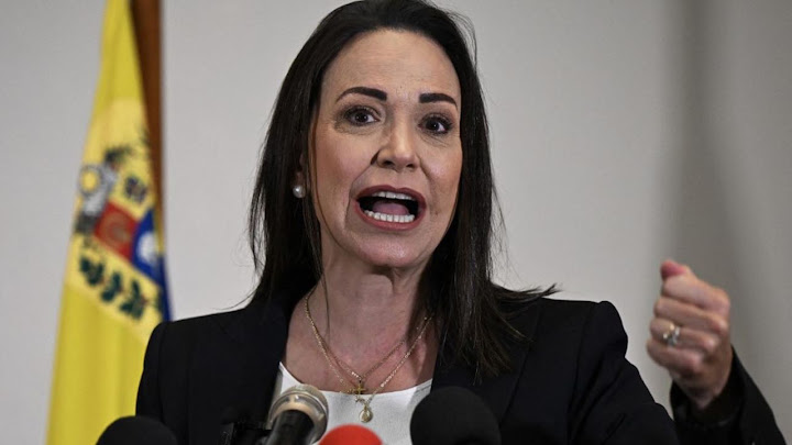 María Corina Machado: Líder clave en la política venezolana según nuevo estudio María Corina Machado en evento político.