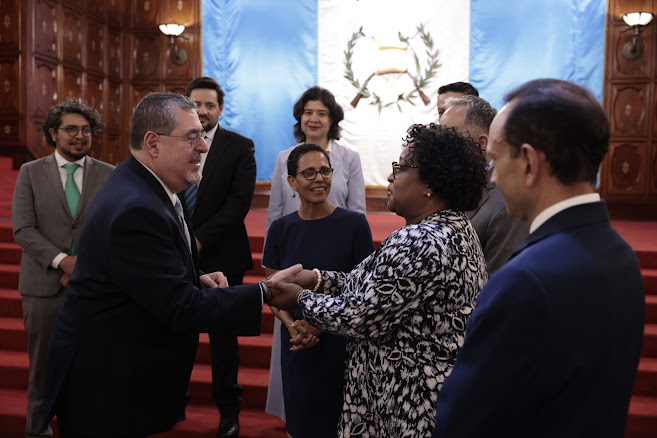 Arévalo: La visita de la CIDH es una “herramienta clave” para el fortalecimiento institucional en Guatemala Imagen de un paisaje natural con montañas.