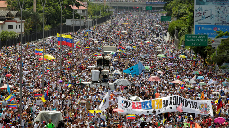 Machado celebra la “gran victoria” de la protesta mundial en apoyo a González Urrutia Protesta política en Venezuela, 2017.