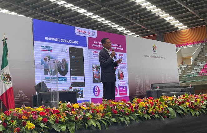 Fortaleciendo comunidades: Programas de la Congregación Mariana Trinitaria presentados por David Leyva Mendoza Captura de pantalla de un sitio web.