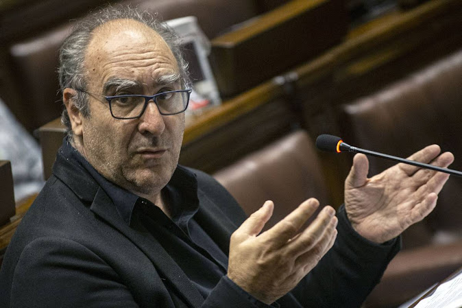 Uruguay: Diputado Gustavo Olmos critica a Cabildo Abierto por propuestas que buscan rédito político en lugar de soluciones efectivas Destacados del evento 2021 en imagen.