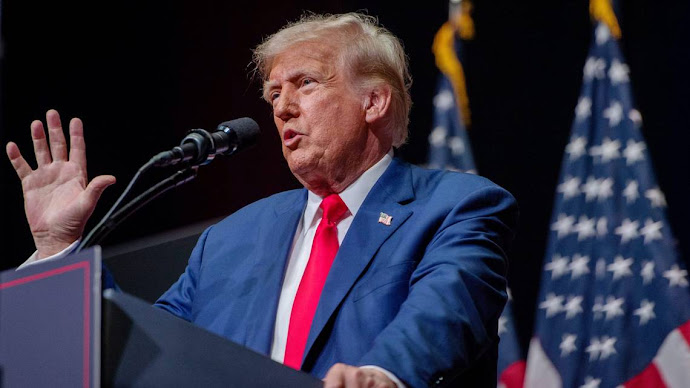 Trump promete reducir a la mitad los costos de energía y estimular la economía si gana en noviembre Jugador de baloncesto en acción durante un partido.