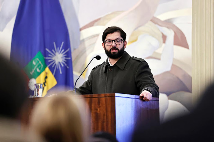 Gabriel Boric revela inversión de 700 mil millones de pesos para investigación universitaria en Chile Imagen de contenido de JCR.
