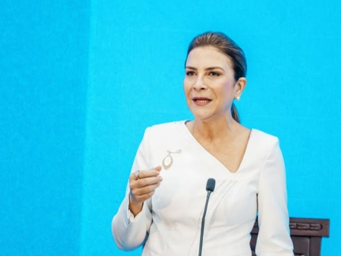 Alcaldesa Carolina Mejía: El cambio climático y el crecimiento urbano, desafíos clave para Santo Domingo, República Dominicana Nueva portada de sitio web en formato JPEG.