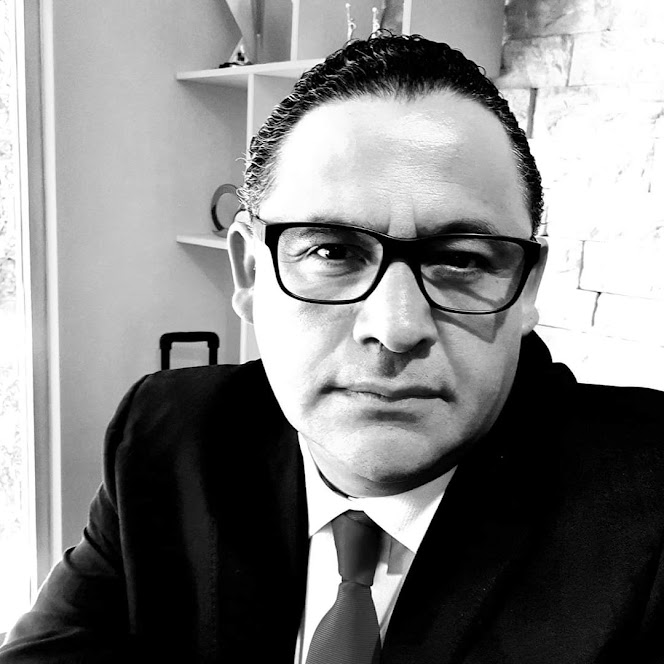 AMLO, el pragmatismo político Retrato de C. Lorenzana.