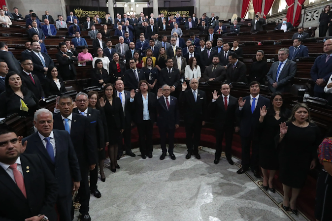 Corte Suprema de Justicia: 13 nuevos magistrados elegidos por consenso legislativo en Guatemala Captura de pantalla del sitio web Sufragio.