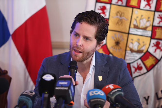 Mayer Mizrachi, alcalde de Panamá otorgará 250 permisos temporales para emprendedores Captura de pantalla del sitio web Sufragio.