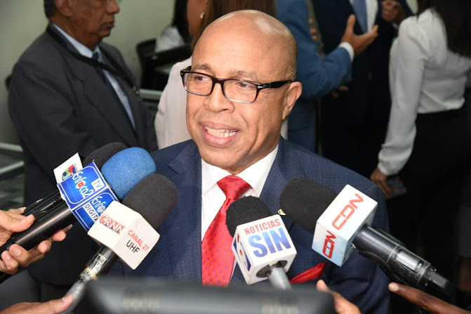 Aprobaciones de préstamos se disparan tras retirada de la reforma fiscal en República Dominicana