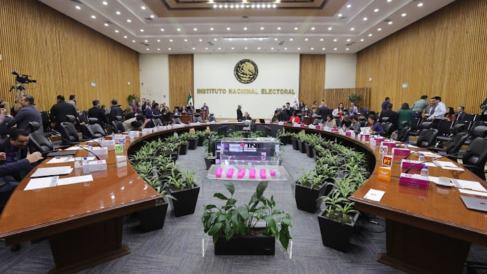 INE aprueba urna única para agilizar votación en elección judicial Logo del Instituto Nacional Electoral de México.