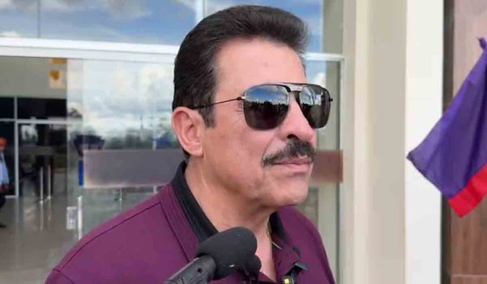 Manfred Reyes Villa: “No hay bloque opositor, solo confrontaciones y engaños” Manfred y la falta de bloque opositor.