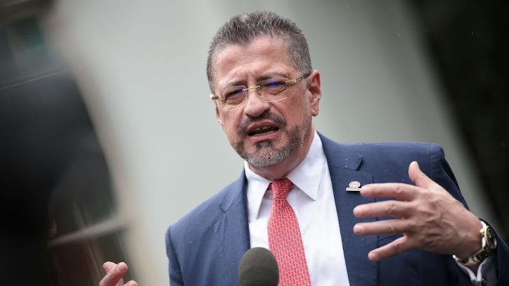 Chaves presionó a exdirector del BCIE para aprobar presupuesto sin sustento técnico Imagen de un evento de sufragio.