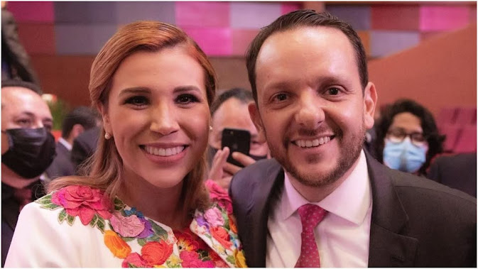 EE. UU. revoca visas a la gobernadora de Baja California y a su esposo Imagen de un evento con público y escenario.