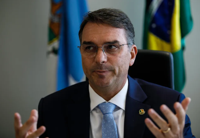 Flávio Bolsonaro toma fuerza como posible candidato presidencial en Brasil ante caída de Eduardo Captura de pantalla del 28 de julio de 2025.