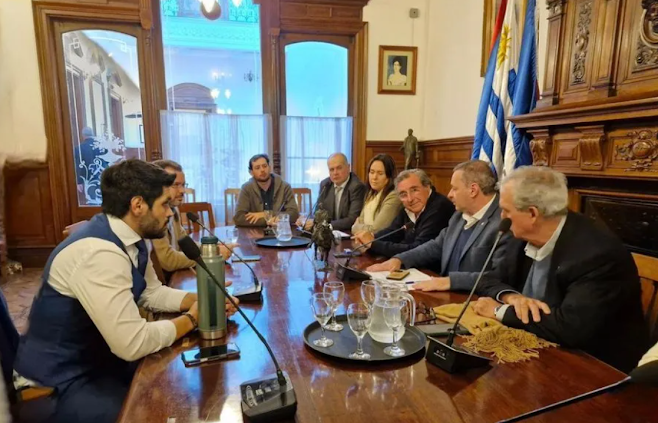 Coalición Republicana propone reforma constitucional para acortar el calendario electoral en Uruguay Captura de pantalla del sitio web sufragio.org