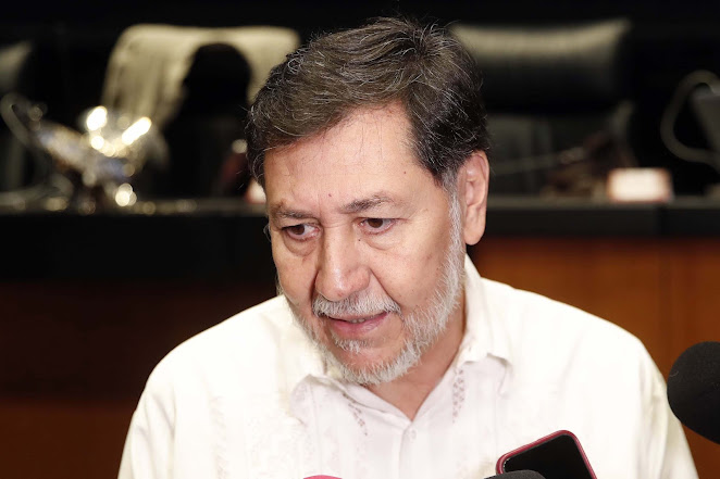 Fernández Noroña rechaza propuesta de Alcalde para filtrar afiliación de ex opositores en Morena Fernández Noroña en evento político.