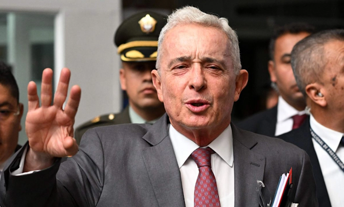 Tribunal de Bogotá deja libre a Álvaro Uribe y refuerza discurso de persecución política Captura de pantalla del 20 de agosto de 2025.