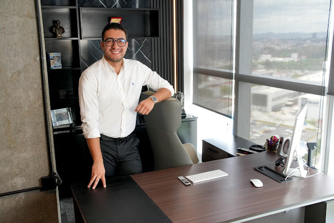 Entrevista Sufragio: Memo Quintana Vista de un paisaje natural.