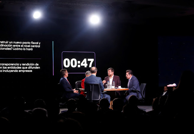 Bolivia: Tribunal Electoral confirma segundo debate presidencial pese a ausencias clave Imagen de un paisaje natural sereno.