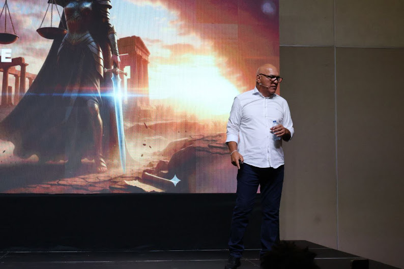 Toty Medina en la Cumbre Mundial: anticipación y estructura, claves para ganar elecciones legislativas en la Cumbre Cartagena Imagen de paisaje natural con árboles y cielo.