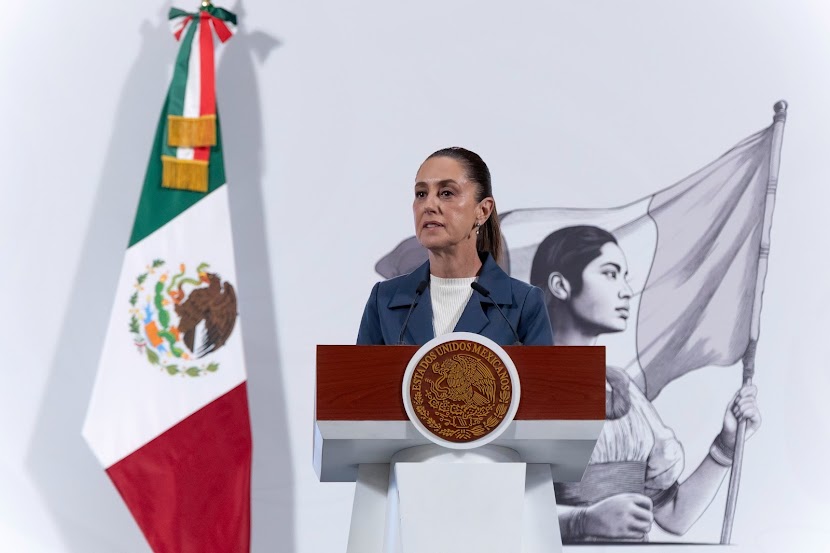 Claudia Sheinbaum sobre Ley de Amparo: “La justicia no puede tardar años en llegar” Claudia Sheinbaum durante un evento público.