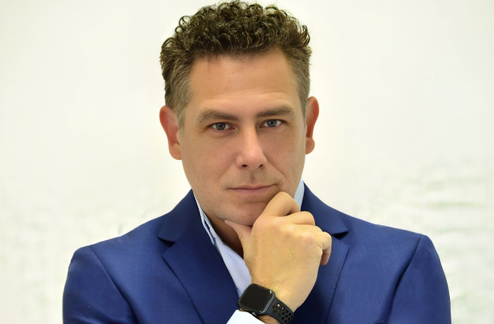 El poder de la grieta: autoritarismo y comunicación en la era de la polarización Captura de pantalla del 15 de octubre de 2025.