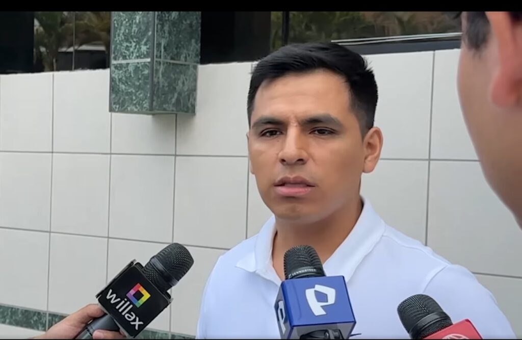 Perú: Alcalde de Ate rompe con el Gobierno interino y acusa abandono social