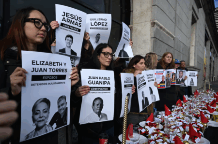 Chavismo autoriza excarcelación de 87 presos políticos en Venezuela