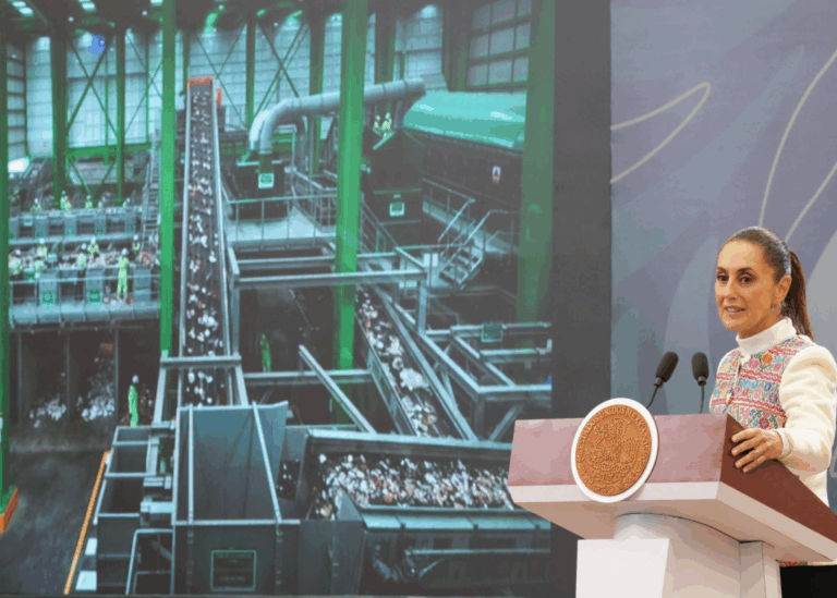 Sheinbaum anuncia 5 mil mdp para reconstrucción integral en Puebla Sheinbaum anuncia 5 mil mdp para reconstrucción integral en Puebla