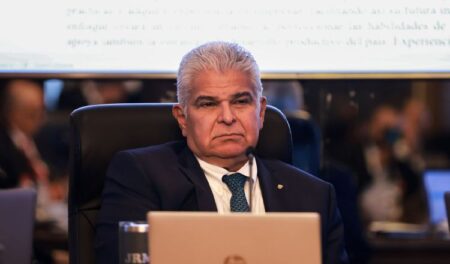 Mulino veta cinco proyectos de ley por inconstitucionalidad en Panamá