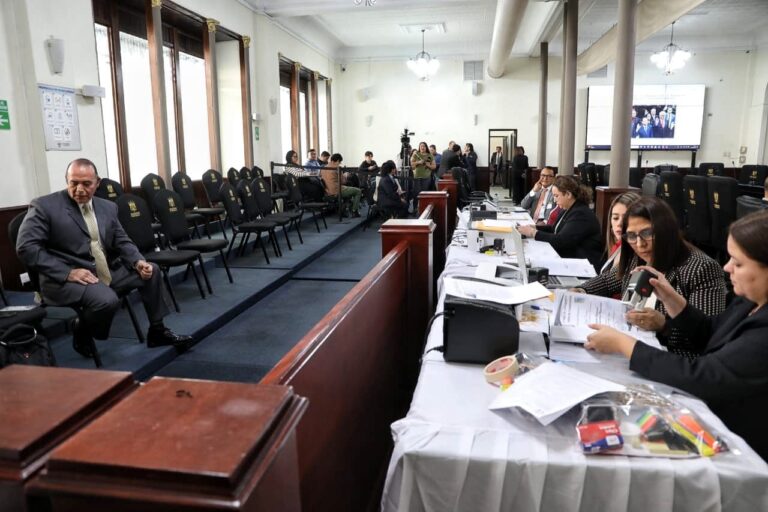 Comisión avanza en elección de magistrados del TSE 2026-2032