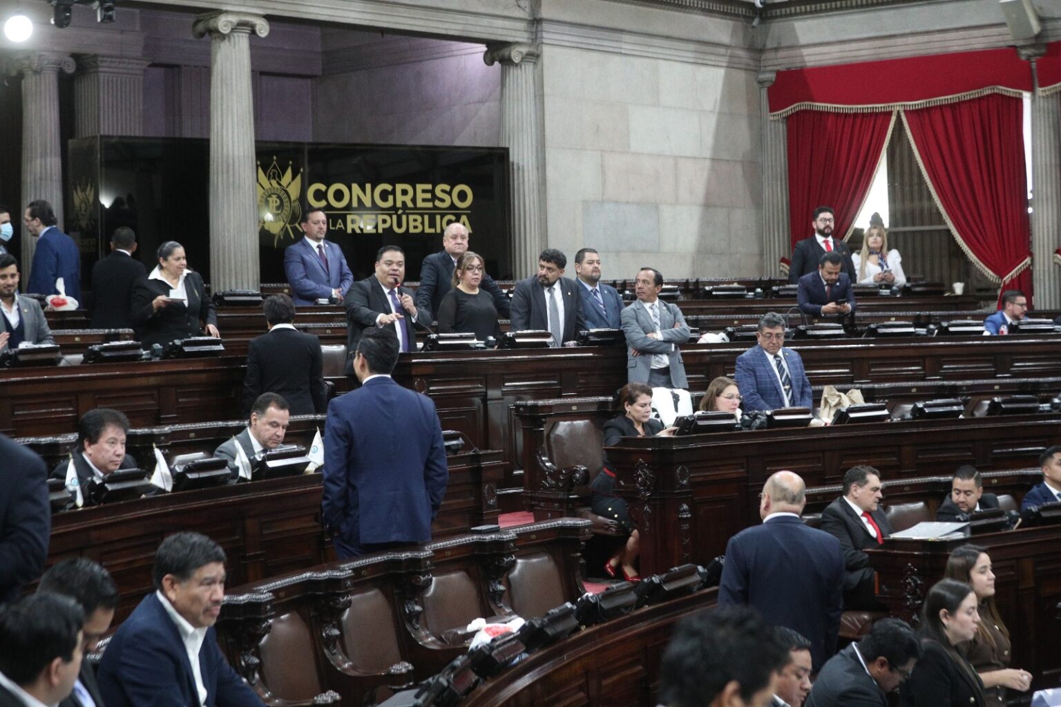 Congreso aprueba ampliación de presupuesto 2026 a Q164 mil millones Congreso aprueba ampliación de presupuesto 2026 a Q164 mil millones