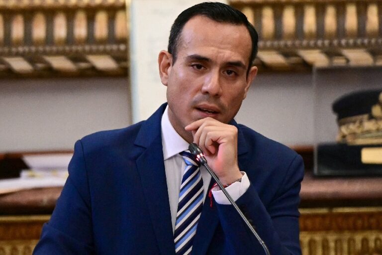 José Jerí declara ante fiscalía por caso “Chifagate” en Palacio