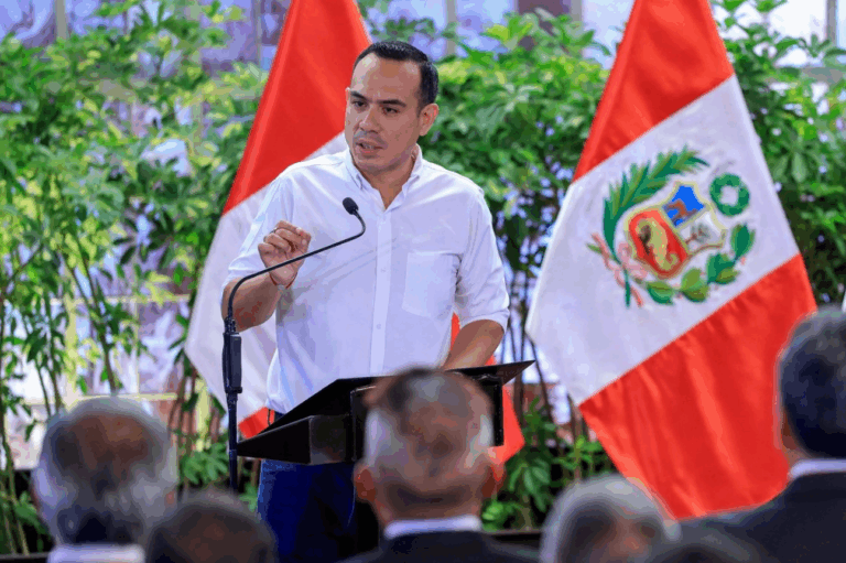 Congreso de Perú destituye a José Jerí a dos meses de elecciones