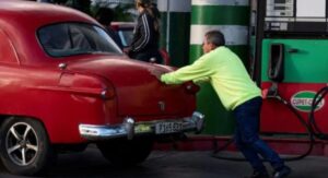 Cuba enfrenta parálisis por escasez de combustible y alimentos