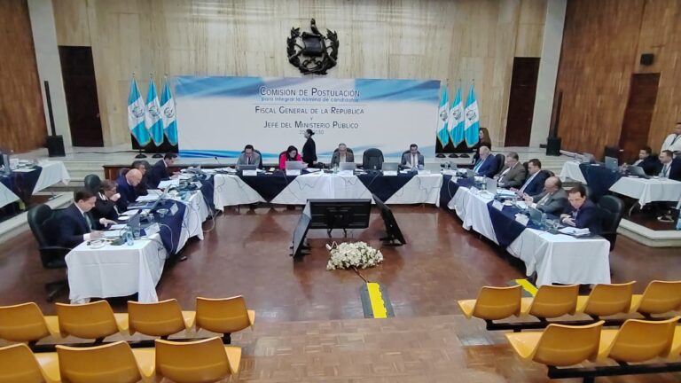 Comisión debate requisitos para fiscal general en Guatemala