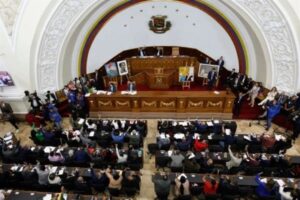 Venezuela pospone debate sobre ley de amnistía para presos políticos
