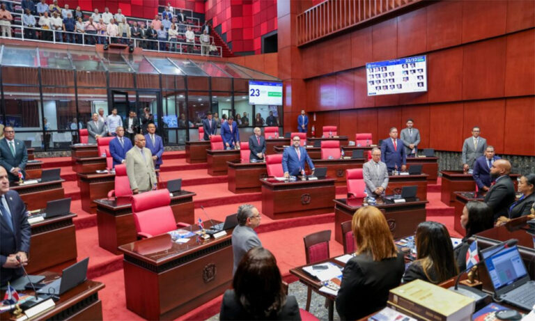 Congreso rechaza ley del Boletín Oficial observada por Abinader