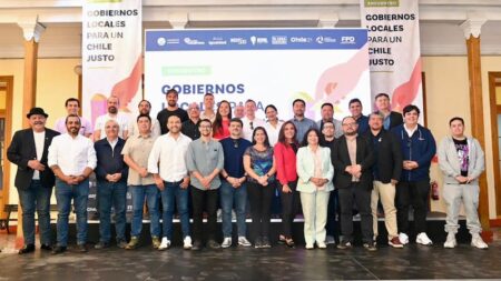 Alcaldes progresistas de Chile proponen renovar liderazgo de la ACHM