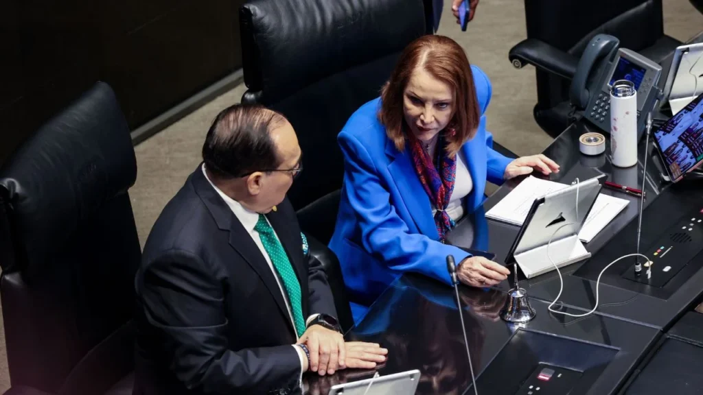 Senado respalda postura de México por paz en Medio Oriente