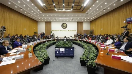 Sheinbaum propone revocación de mandato en 2027 junto a elecciones