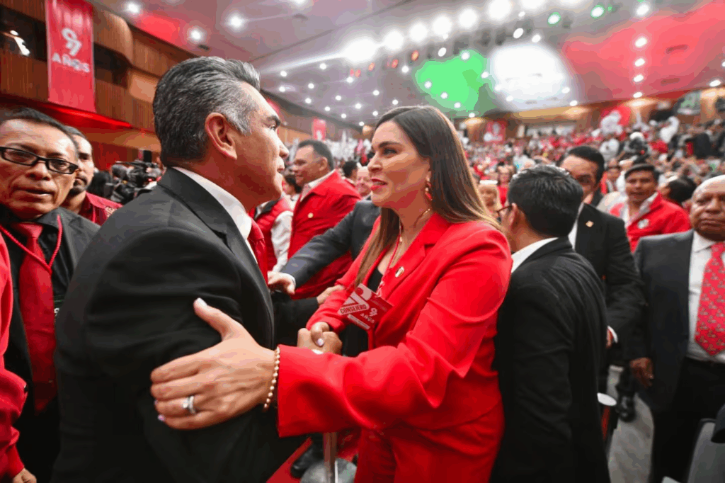 PRI llama a PAN y MC a coalición contra reforma electoral de Morena