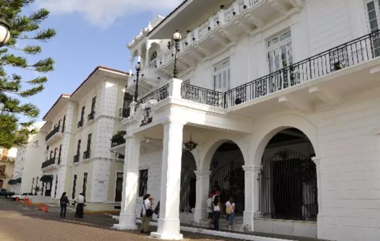 Presentan ley para eliminar partidas discrecionales en Panamá