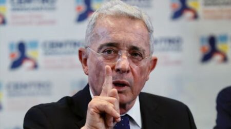 Uribe pide ayuda internacional tras alerta de atentado en Hidroituango Uribe pide ayuda internacional tras alerta de atentado en Hidroituango